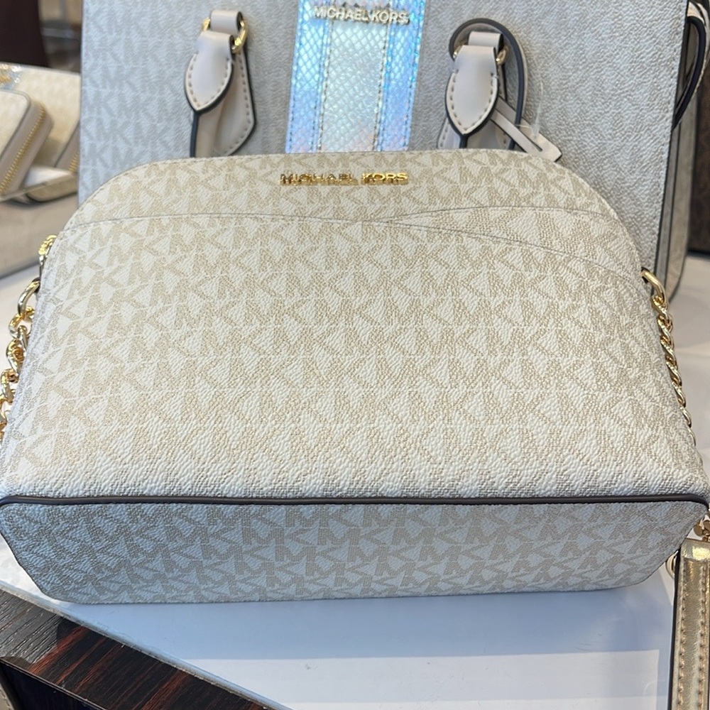 Michael Kors Jet Set Travel Medium Metallic Signature Logo Dome Crossbody NWT - Picture 10 of 16